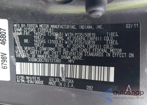 2011 Toyota Sienna Se z USA, uszkodzony, nr VIN 5TDXK3DC7BS131389
